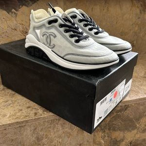 NWT Chanel Mesh Sneakers Sz 37.5 white and black